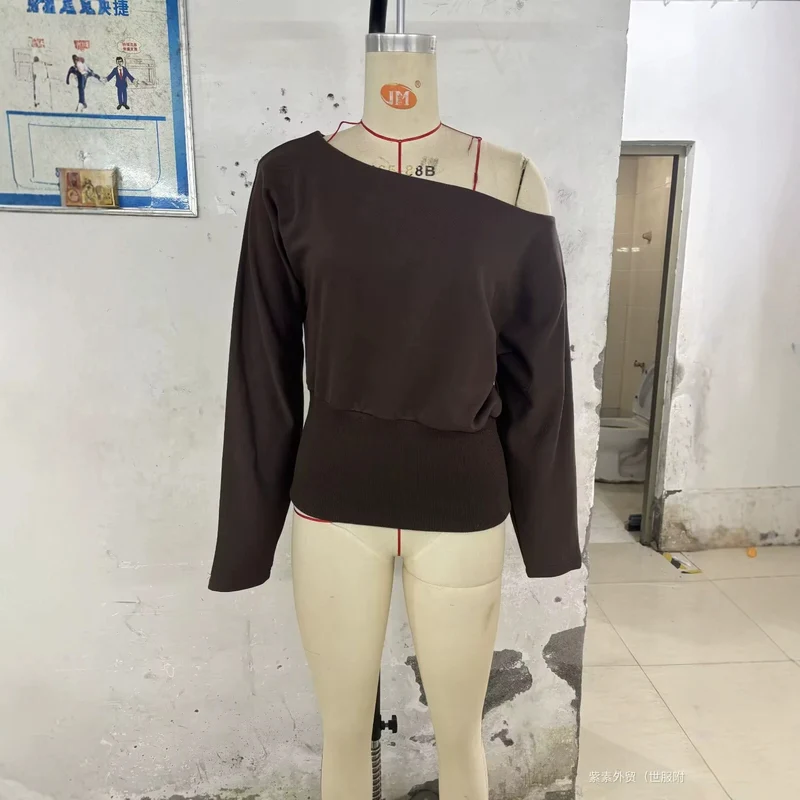 Damen Off-Shoulder Cropped Sweatshirt mit weitem Boot-Ausschnitt und Taillenbund Nord Taschen