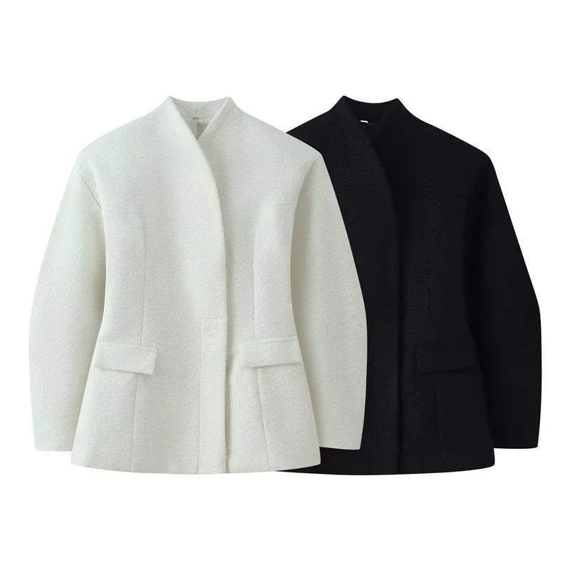 Damen Bouclé-Kurzjacke mit kastiger Silhouette, verdeckter Druckknopfleiste und Pattentaschen Nord Taschen