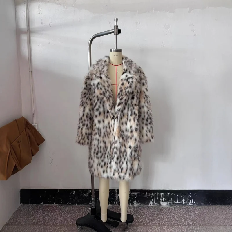 Damen Midimantel aus Kunstfell mit Leoparden‑Print, oversized Schnitt und Schalkragen Nord Taschen