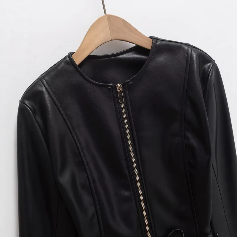 Damen Kollierlose Kunstlederjacke mit Reißverschluss und Taillenband Nord Taschen