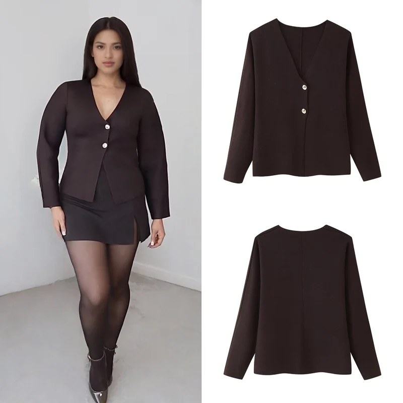Damen Kastige Feinstrick-Jacke mit tiefem V-Ausschnitt und goldenen Zierknöpfen Nord Taschen