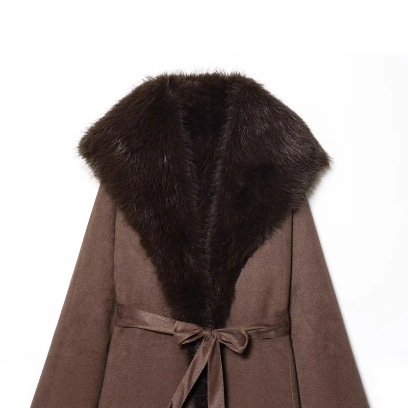 Damen Langer Lammfellimitat-Mantel mit Kapuze, Bindegürtel und Faux‑Fur‑Besatz Nord Taschen
