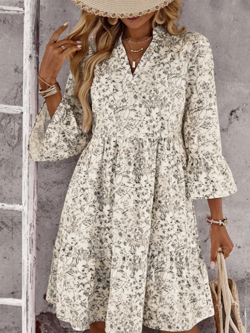 Damen Leichtes Viskose-Tunikakleid mit Blumenprint V-Ausschnitt und Volantärmeln Nord Taschen