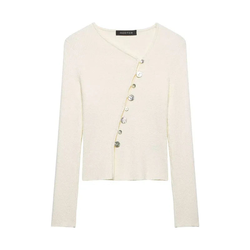 Damen Asymmetrische Bouclé-Strickjacke mit V-Ausschnitt und dekorativer Knopfleiste Nord Taschen