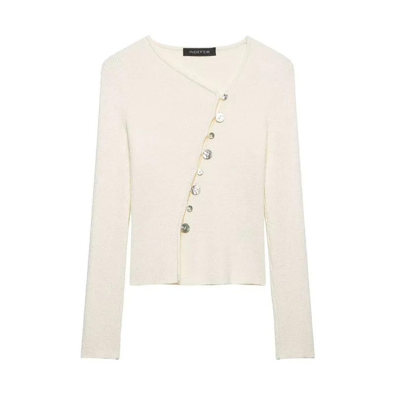 Damen Asymmetrische Bouclé-Strickjacke mit V-Ausschnitt und dekorativer Knopfleiste Nord Taschen