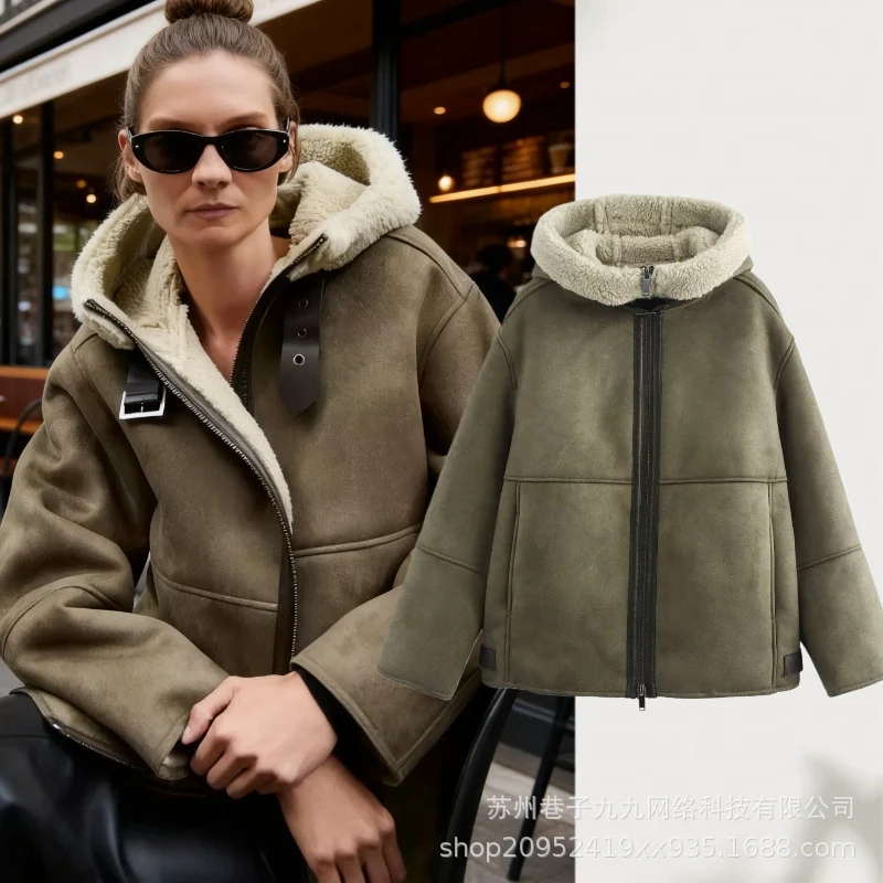 Damen Kapuzen-Lammfellimitat-Bomberjacke mit Teddyfutter und Reißverschluss Nord Taschen
