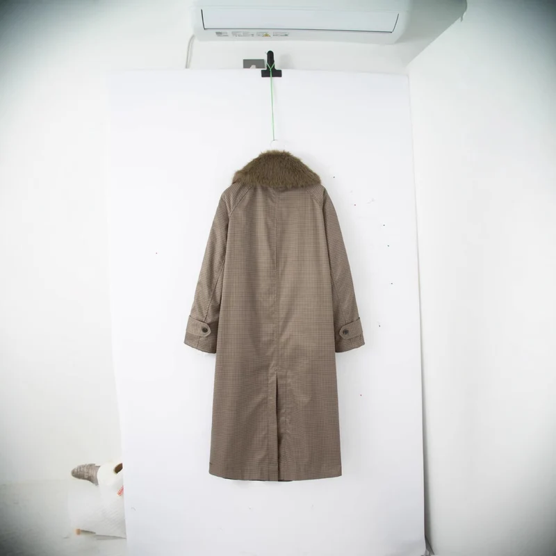 Damen Langer Glencheck-Mantel mit voluminösem Faux-Fur-Kragen und geradem Schnitt Nord Taschen