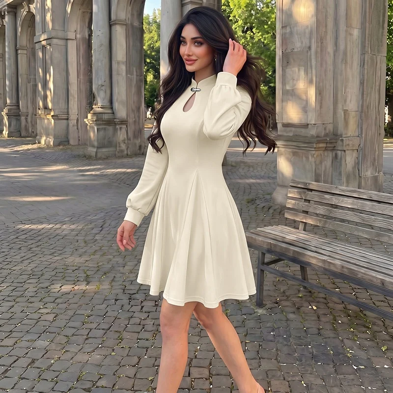 Damen Elegantes tailliertes Skaterkleid mit Stehkragen, Schlüsselloch-Detail & langen Ballonärmeln Nord Taschen