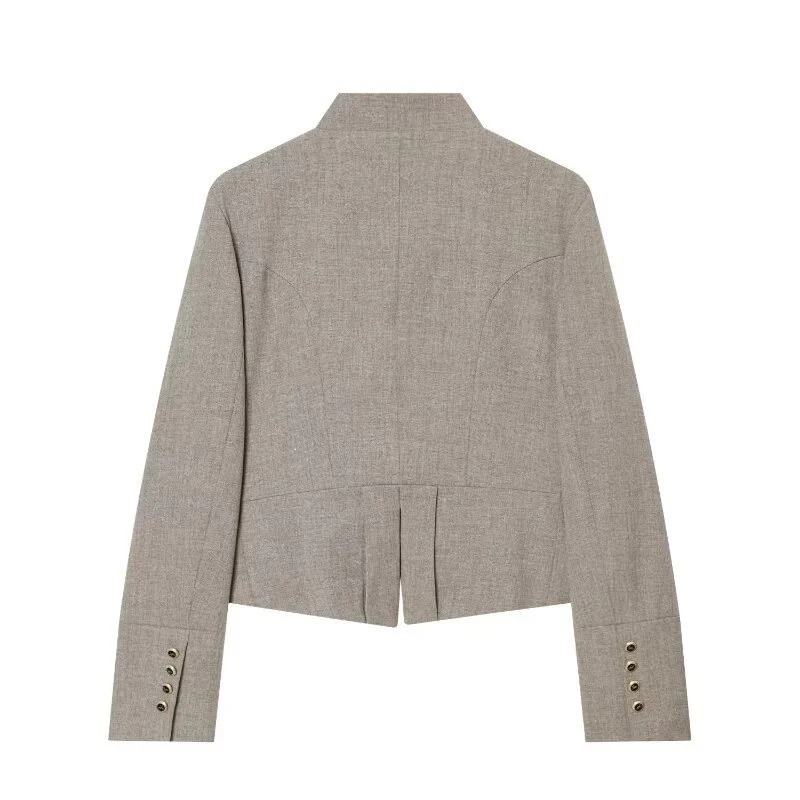 Damen Kurzblazer im Military‑Stil mit Stehkragen, doppelreihiger Zierknopfleiste und taillierter Silhouette Nord Taschen