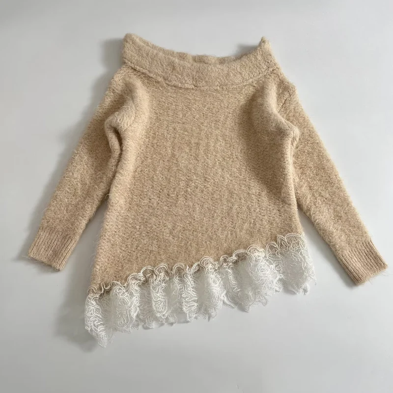 Damen Flauschiger Strickpullover mit Carmenausschnitt und Spitzenbesatz Nord Taschen