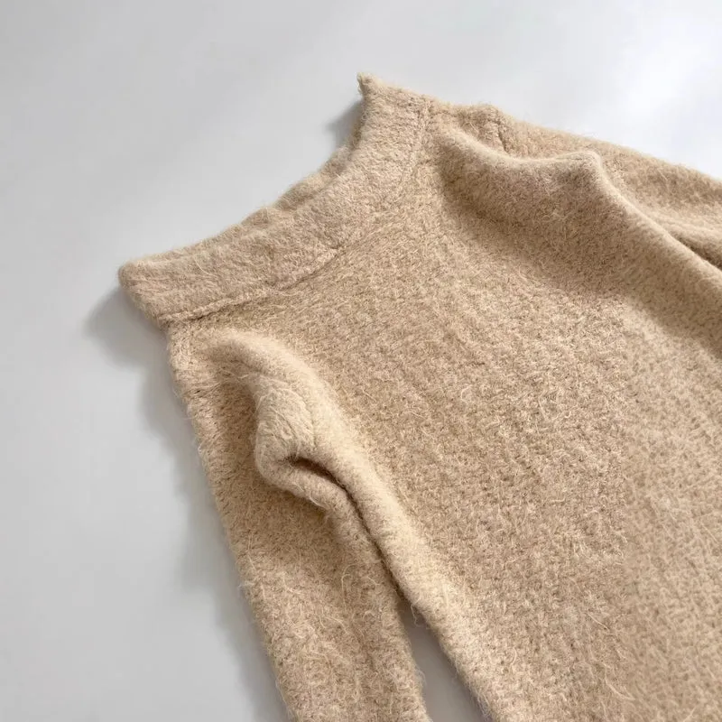 Damen Flauschiger Strickpullover mit Carmenausschnitt und Spitzenbesatz Nord Taschen
