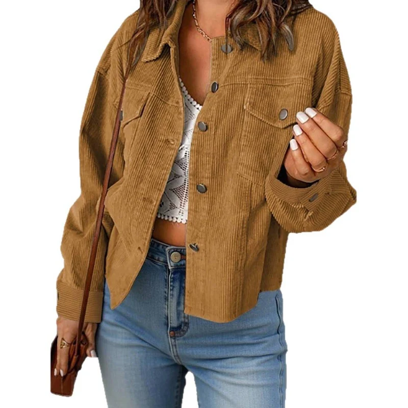 Damen Kurzjacke aus Cord mit Oversize-Passform, Brusttaschen und Druckknopfleiste Nord Taschen