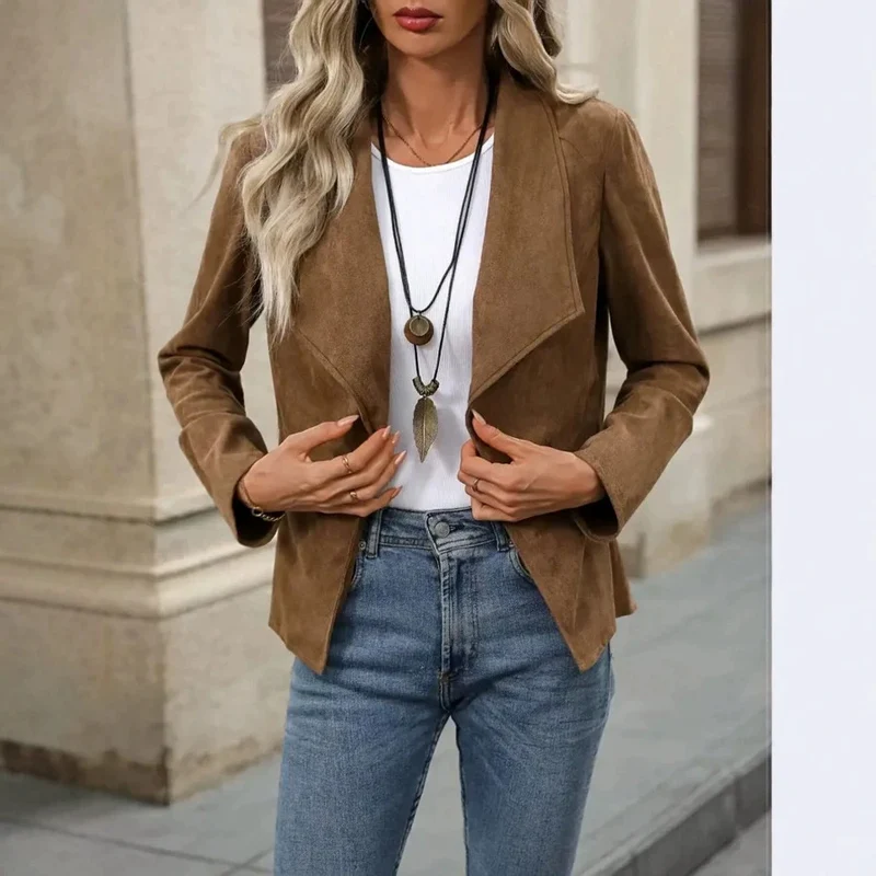 Damen Kurzblazer in Velourslederoptik mit Wasserfallkragen und taillierter Silhouette Nord Taschen