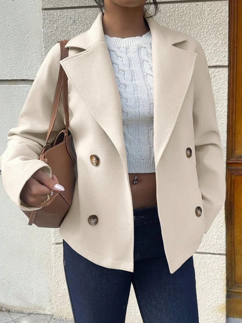 Damen Kurzblazer im Doppelreiher mit weitem Revers Nord Taschen
