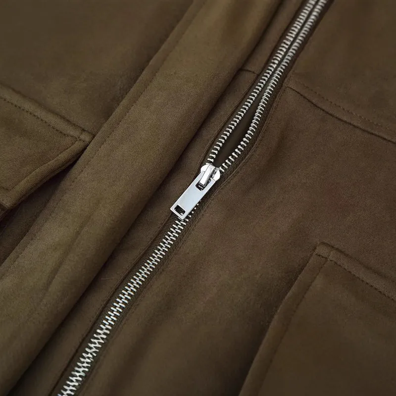 Damen Kurzjacke im Utility‑Stil aus Wildlederoptik mit Stehkragen und Cargo‑Klappentaschen Nord Taschen