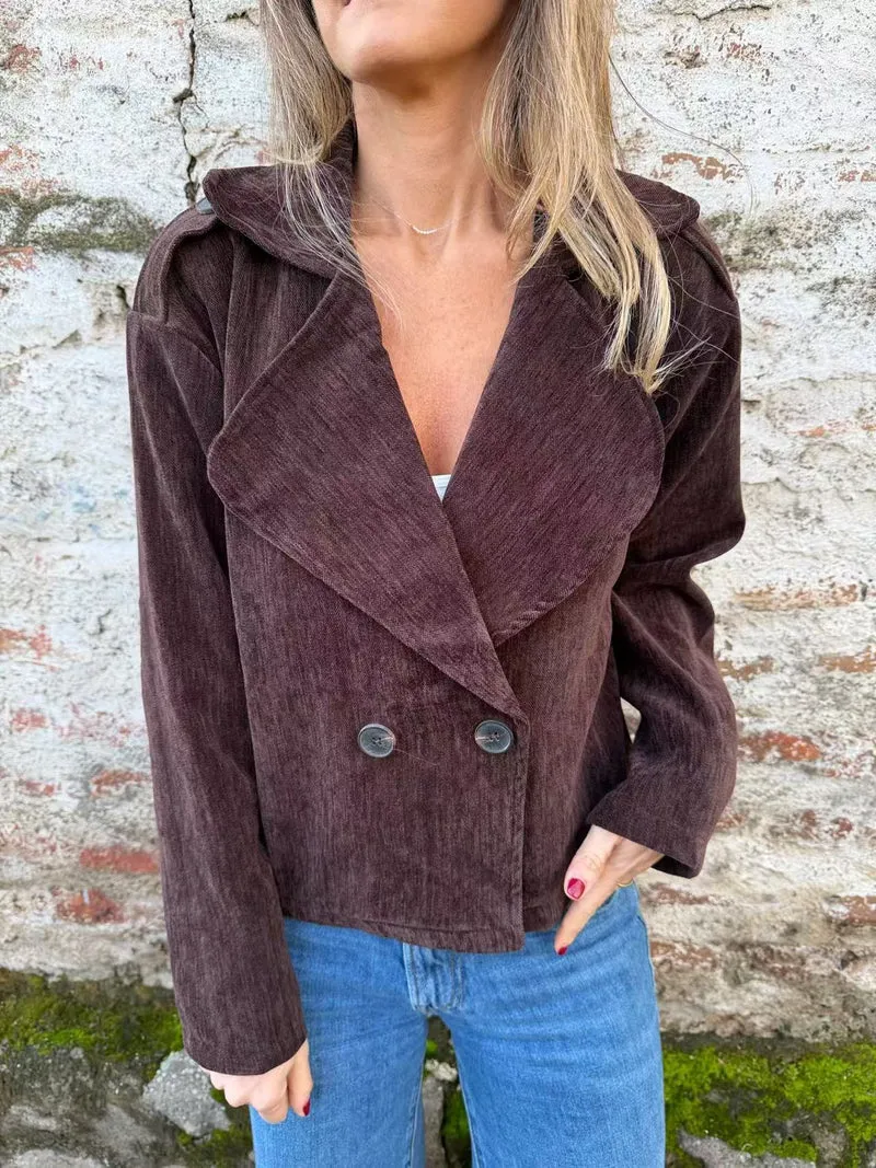 Damen Kurzblazer aus Cord mit weitem Schalkragen und Doppelknopfverschluss Nord Taschen