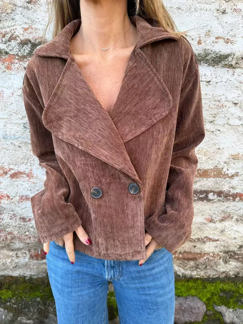Damen Kurzblazer aus Cord mit weitem Schalkragen und Doppelknopfverschluss Nord Taschen