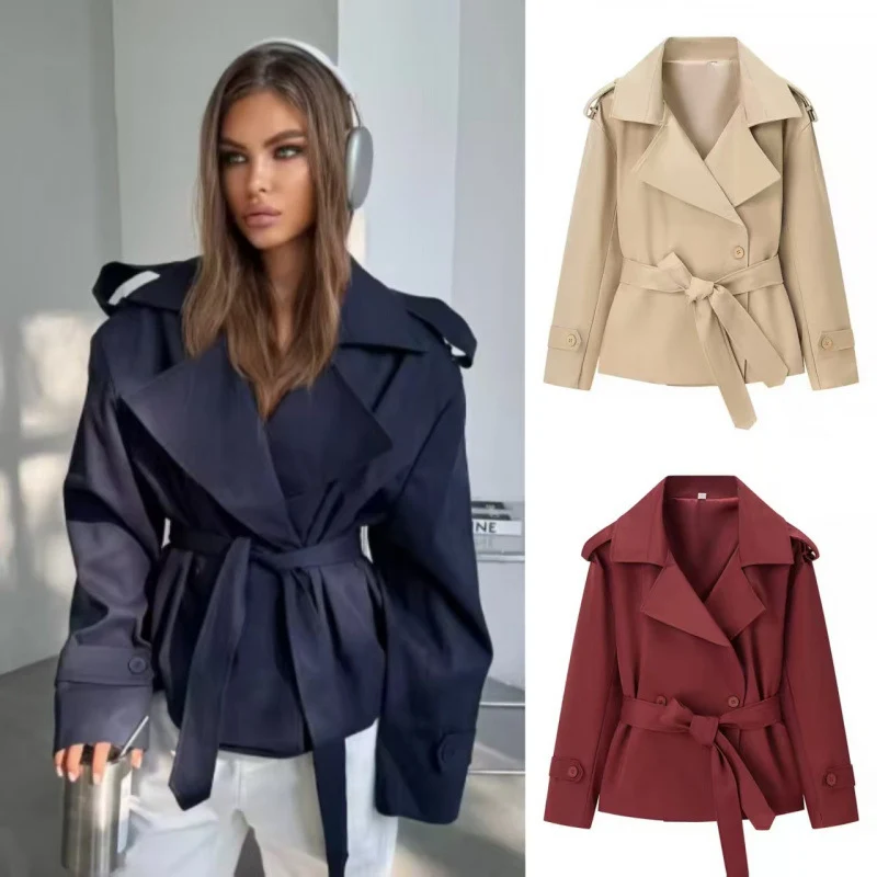 Damen Kurz-Trenchcoat mit Bindegürtel und doppelreihiger Knopfleiste Nord Taschen