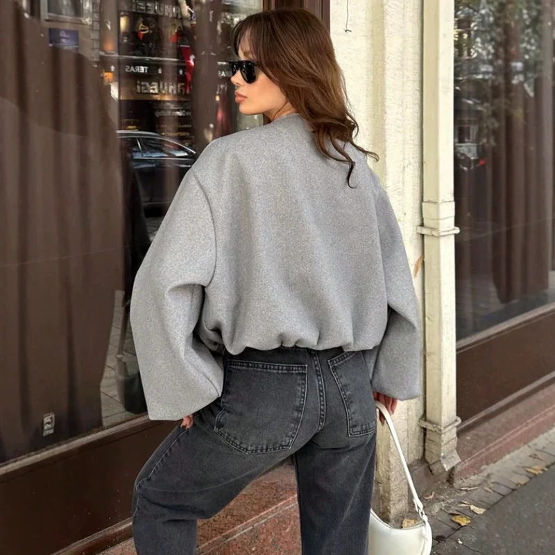 Damen Kurz geschnittene Oversize-Wollmix-Bomberjacke mit Ballonärmeln und Reißverschluss Nord Taschen