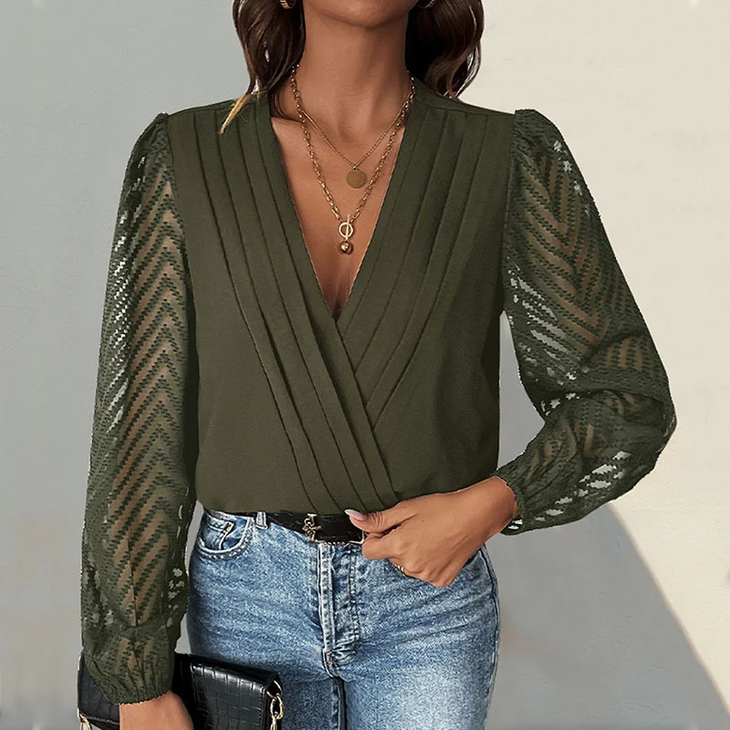 Damen Elegante Wickelbluse mit plissiertem V-Ausschnitt und transparenten Chevron-Ärmeln Nord Taschen