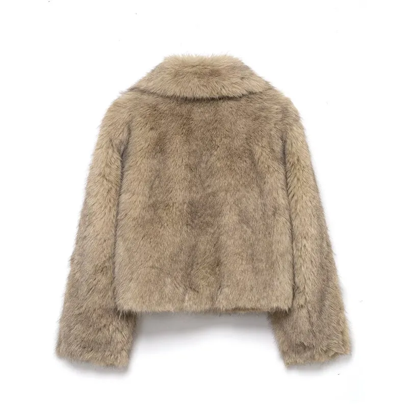 Damen Kurz geschnittener Faux-Fur-Mantel mit weitem Reverskragen Nord Taschen