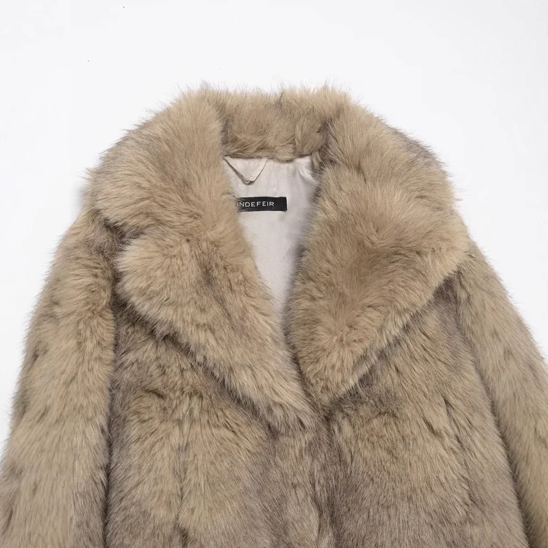 Damen Kurz geschnittener Faux-Fur-Mantel mit weitem Reverskragen Nord Taschen