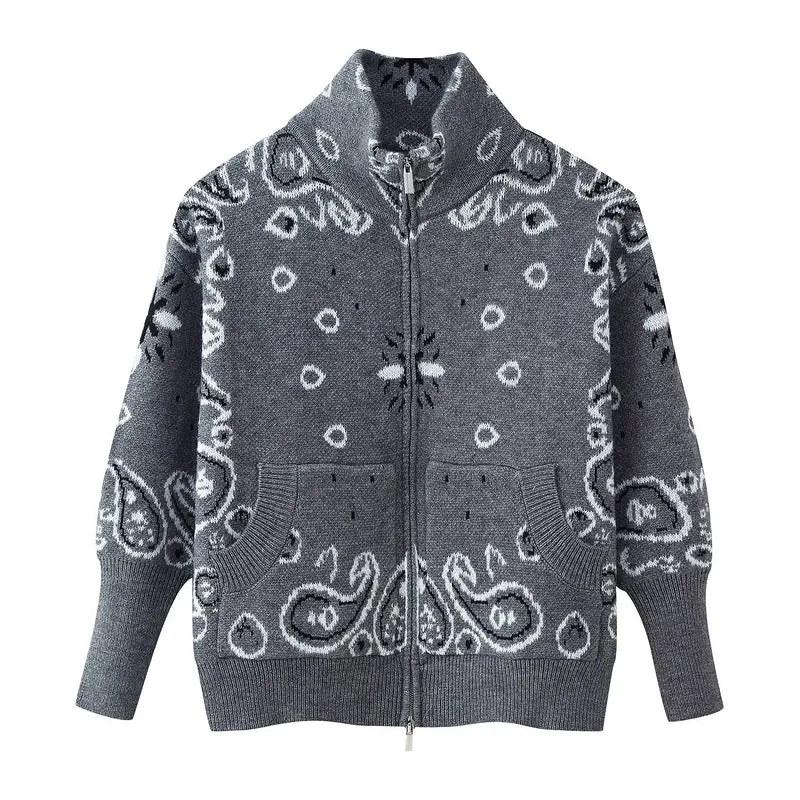 Damen Grobgestrickte Zip-Strickjacke mit Stehkragen und Paisley‑Jacquard Nord Taschen
