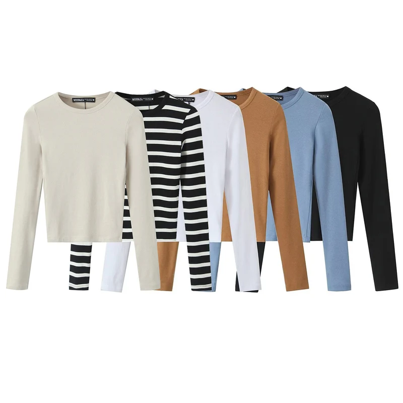 Damen Gestreiftes Cropped-Langarmshirt mit Rundhalsausschnitt Nord Taschen