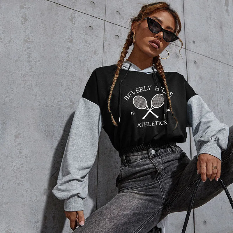 Damen Cropped Hoodie mit Kontrastärmeln, elastischem Saum und schmelzendem Smiley-Print Nord Taschen