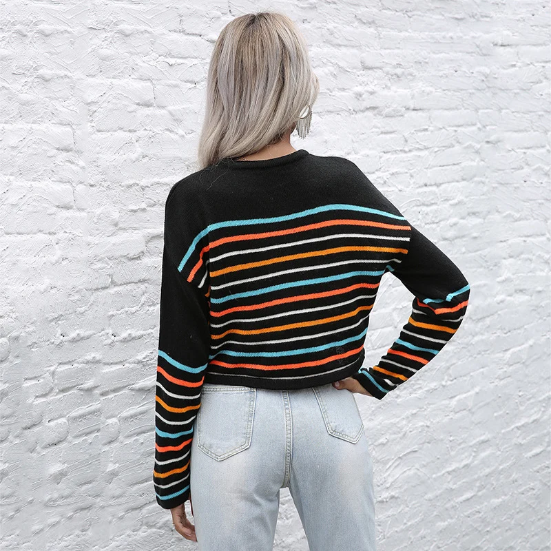 Damen Cropped Feinstrickpullover mit bunten Querstreifen und Rundhals Nord Taschen
