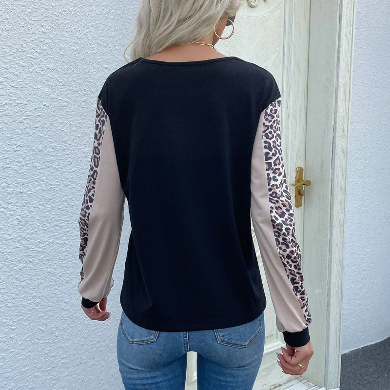 Damen Colorblock-Longsleeve mit Leoprint-Ärmeln und gerippten Bündchen Nord Taschen