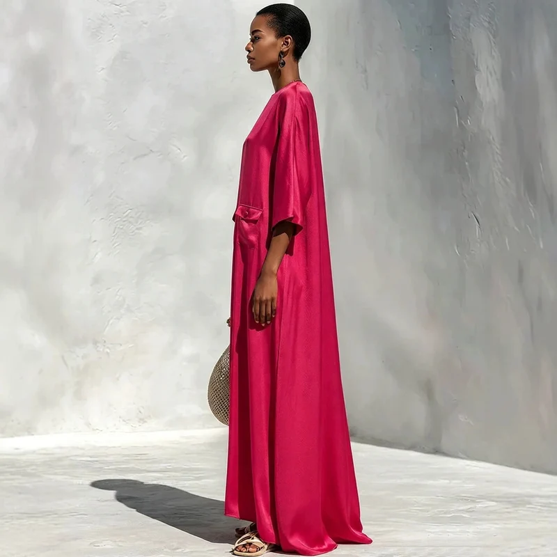 Damen Fließendes Maxikleid mit Oversize‑Kaftan­schnitt und aufgesetzten Pattentaschen Nord Taschen