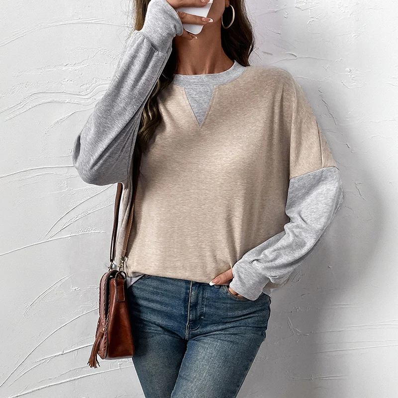 Damen Casual-Boxy-Sweatshirt mit Layer‑Look, verlängerten Ärmelbündchen und V‑Keil Nord Taschen