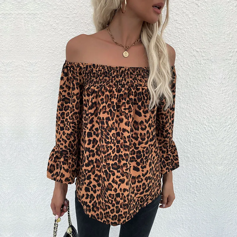 Damen Carmen-Bluse mit Smok‑Bündchen, Carmen‑Ausschnitt und Leopardenprint Nord Taschen