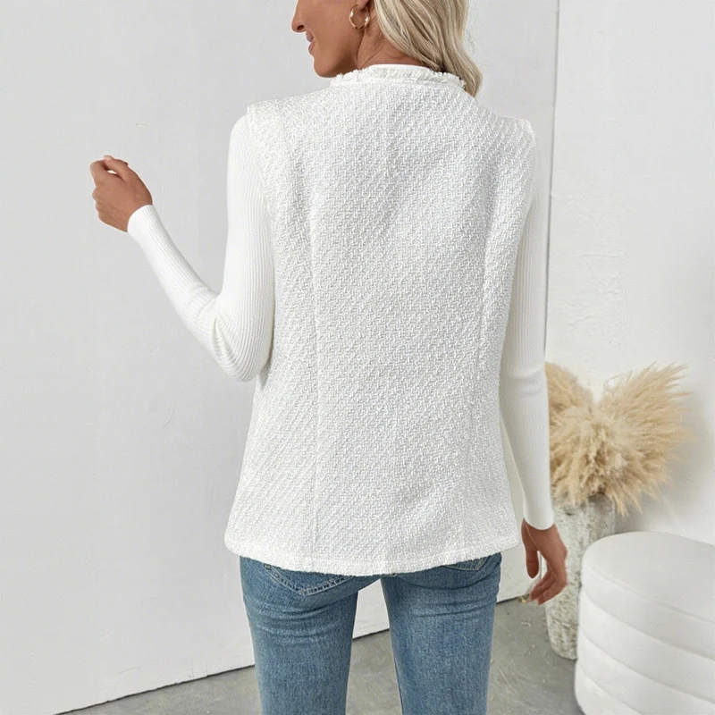 Damen Bouclé-Weste mit Zierknöpfen, Fransenbesatz und Eingrifftaschen Nord Taschen