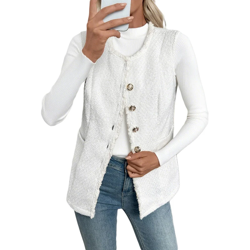 Damen Bouclé-Weste mit Zierknöpfen, Fransenbesatz und Eingrifftaschen Nord Taschen