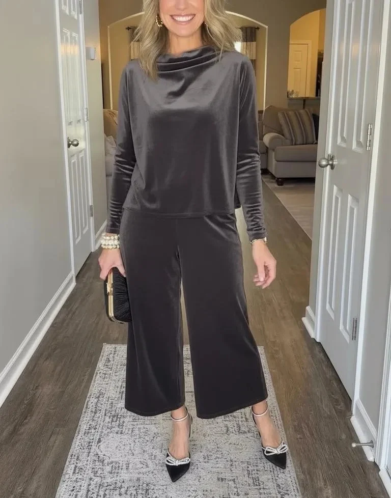 Damen Elegantes Samt-Zweiteiler mit Wasserfallkragen und weiter Culotte-Hose Nord Taschen
