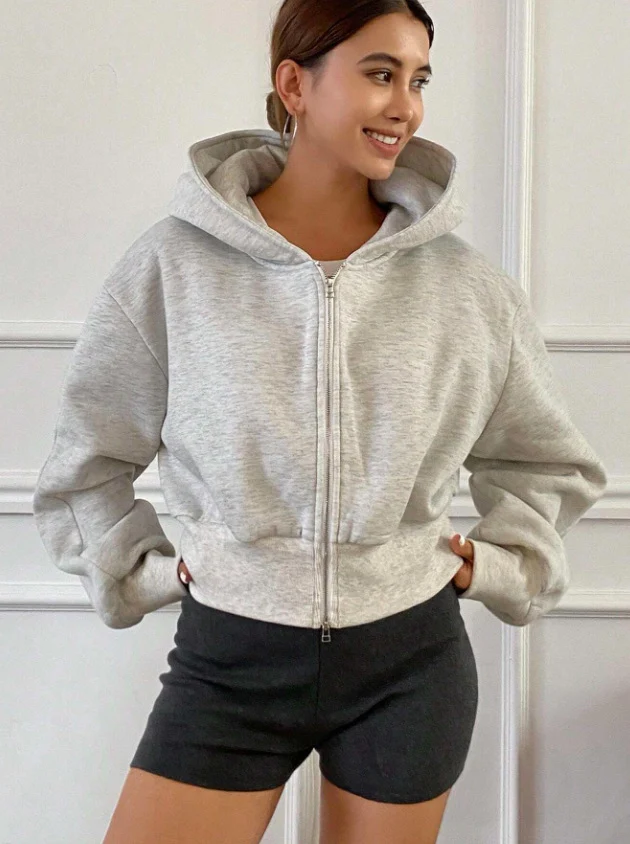 Damen Cropped Kapuzenjacke mit durchgehendem Reißverschluss und voluminösen Raglanärmeln Nord Taschen