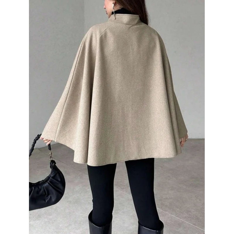 Damen Cape-Mantel mit Stehkragen, fließender A-Linie und verdeckter Knopfleiste Nord Taschen