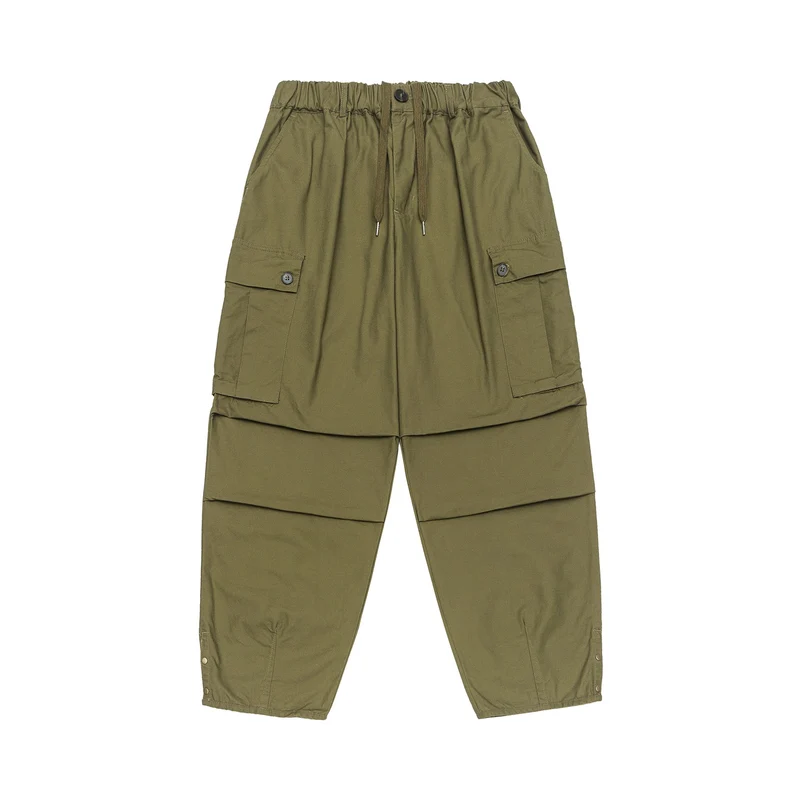 Damen Cargo-Caprihose mit Tunnelzugbund, Druckknopf-Details und vielseitigen Klappentaschen Nord Taschen