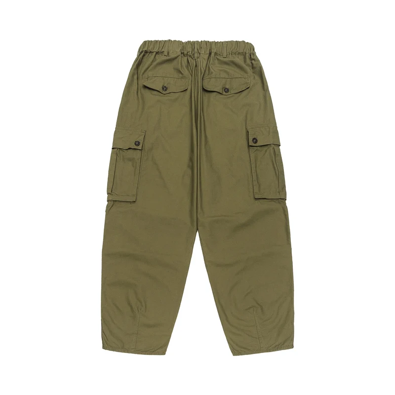 Damen Cargo-Caprihose mit Tunnelzugbund, Druckknopf-Details und vielseitigen Klappentaschen Nord Taschen