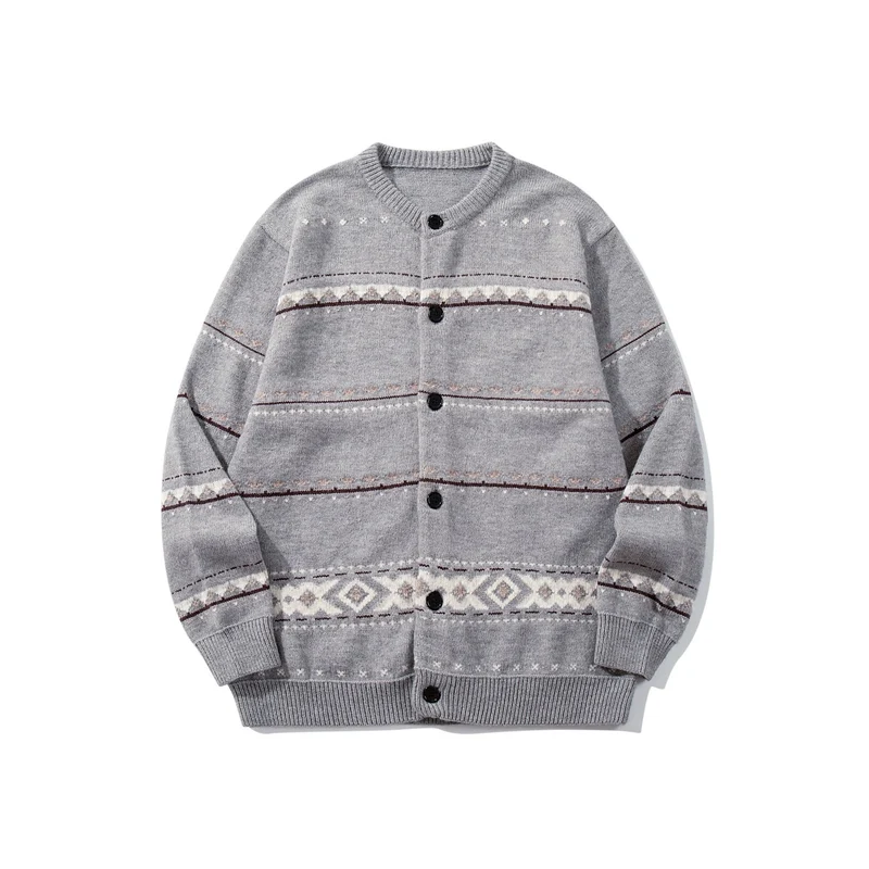 Unisex Strukturierte Jacquard-Strickjacke mit Rundhalsausschnitt, Oversize-Passform und Knopfleiste Nord Taschen