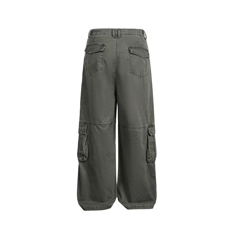 Damen High‑Waist Cargo‑Hose im Wide‑Leg‑Stil mit aufgesetzten Klappentaschen und markanten Nahtdetails Nord Taschen