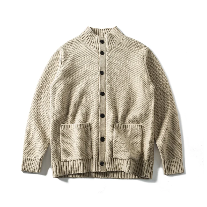 Damen Grobstrick-Cardigan mit hohem Rippkragen, Knopfleiste und aufgesetzten Taschen Nord Taschen