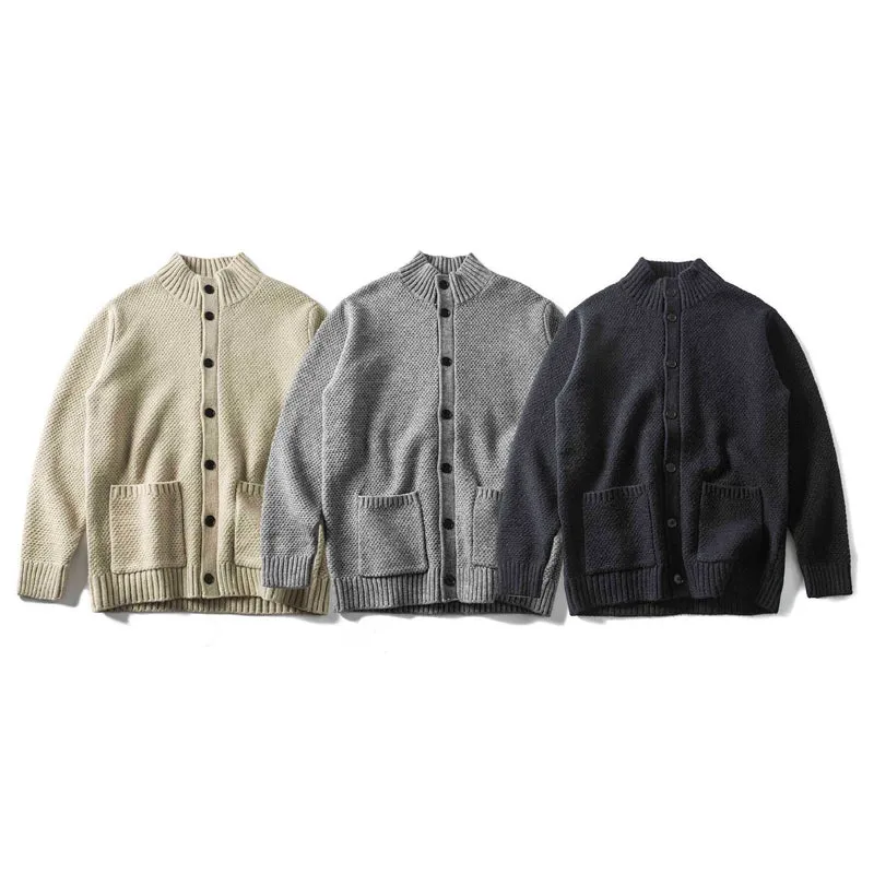 Damen Grobstrick-Cardigan mit hohem Rippkragen, Knopfleiste und aufgesetzten Taschen Nord Taschen
