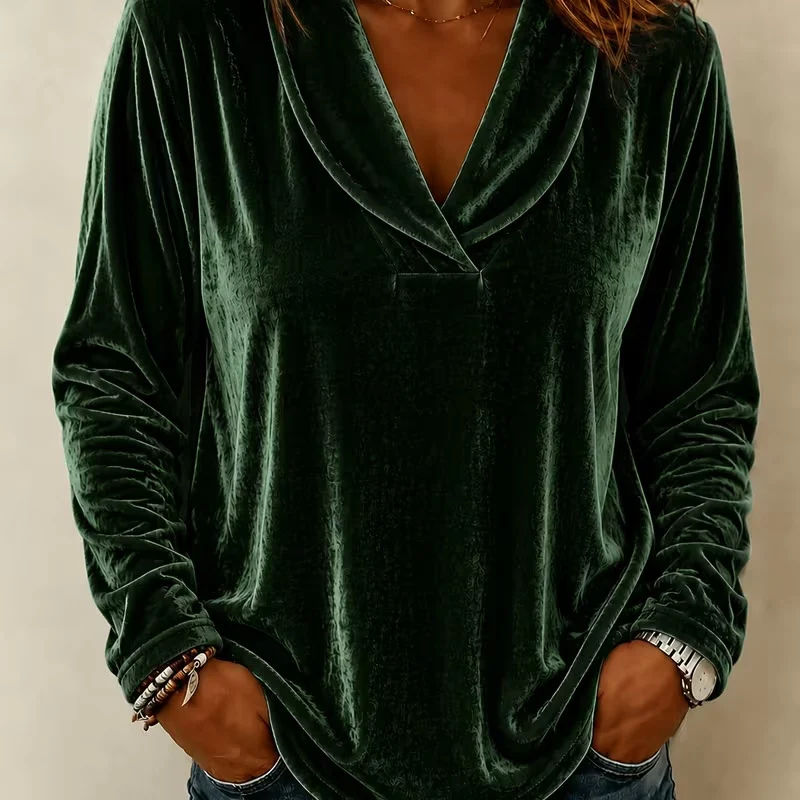 Damen Samtshirt mit Schalkragen und lässiger Longsleeve-Silhouette Nord Taschen