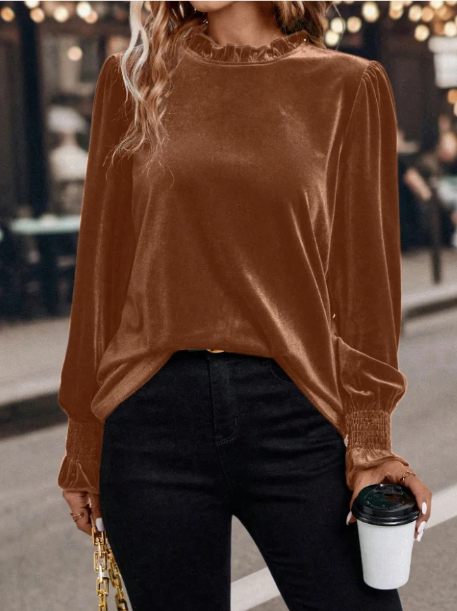Damen Samtbluse mit Rüschenkragen und Smokbündchen Nord Taschen