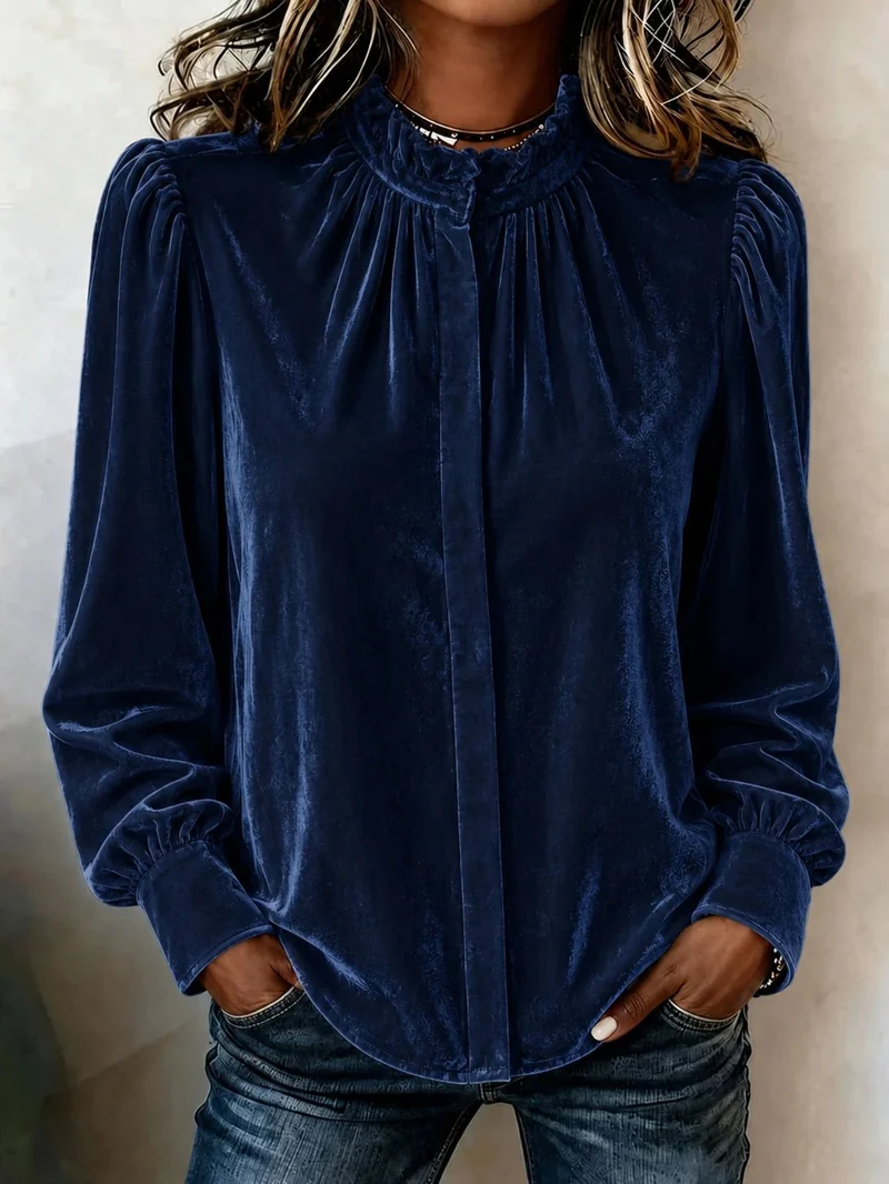 Damen Samtbluse mit Rüschen-Stehkragen, verdeckter Knopfleiste und gerafften Ballonärmeln Nord Taschen