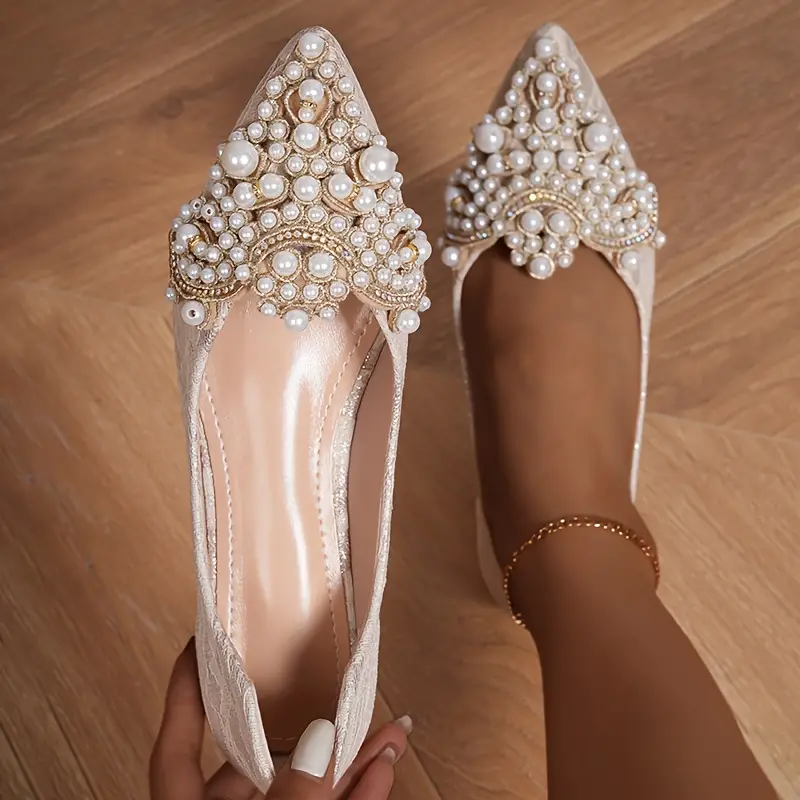 Elegante Braut Ballerinas mit Spitze und Kunstperlen - Vittorelli
