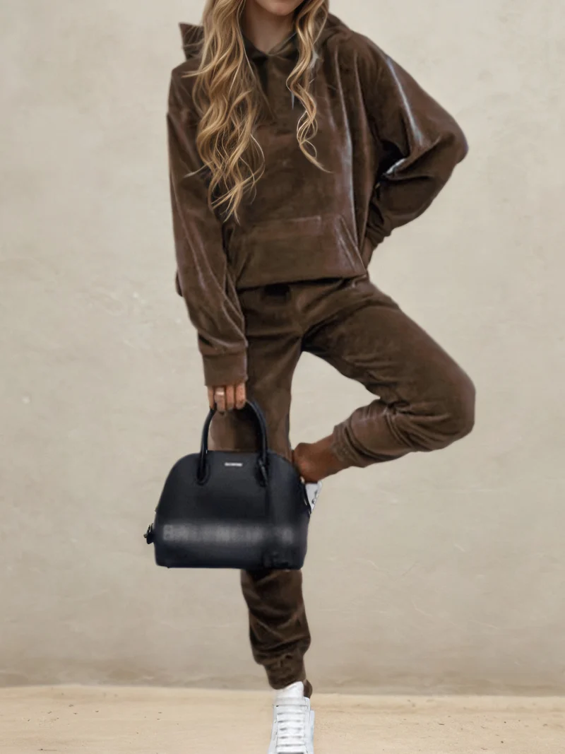 Damen Samt-Hoodie- und Jogginghose-Set mit Oversize-Schnitt Nord Taschen